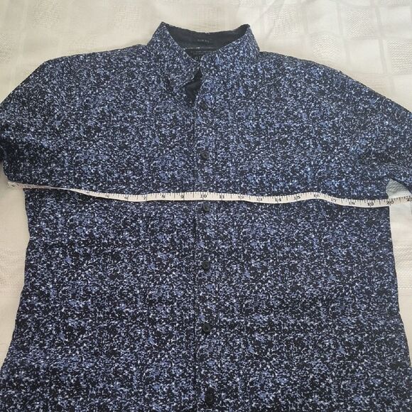 Guess Men's Navy and Black Patterned Shirt - Picture 10 of 16